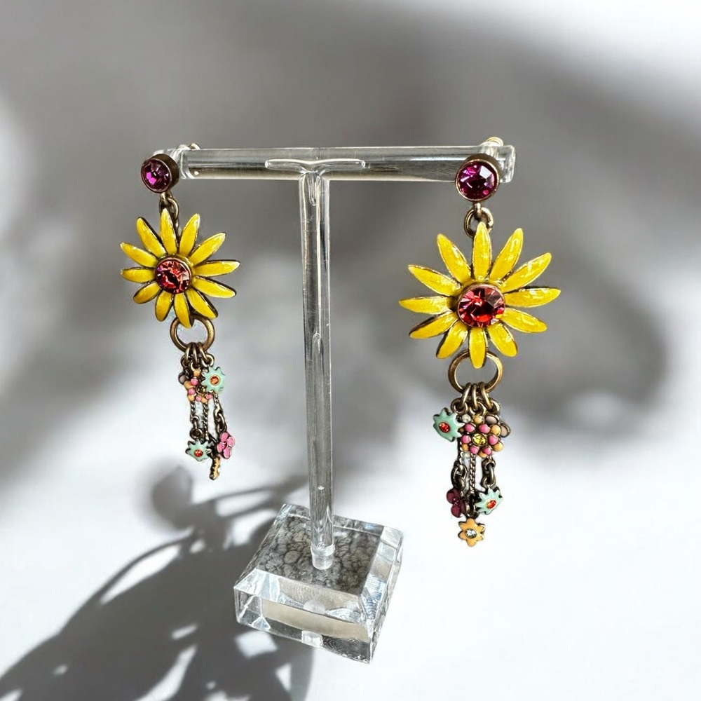 Vintage Daisy Flower Earrings Pilgrim Danish Designer